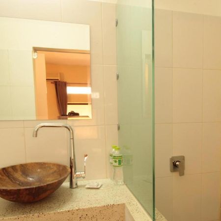 Lemongrass & Ginger Hotel Siem Reap Bagian luar foto