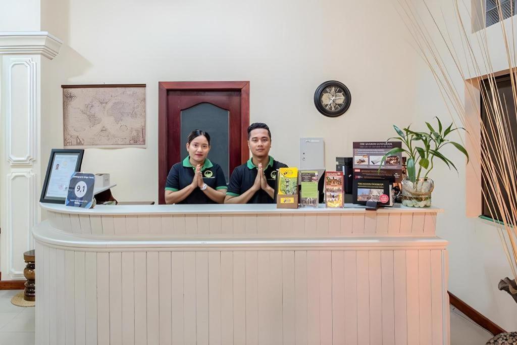 Lemongrass & Ginger Hotel Siem Reap Bagian luar foto