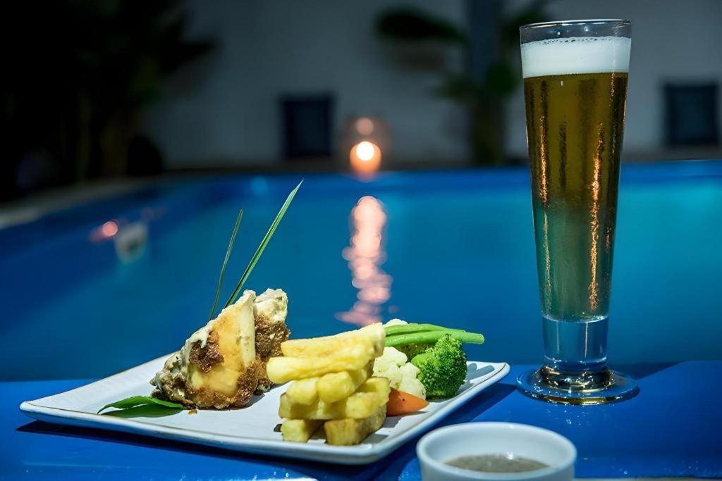 Lemongrass & Ginger Hotel Siem Reap Bagian luar foto